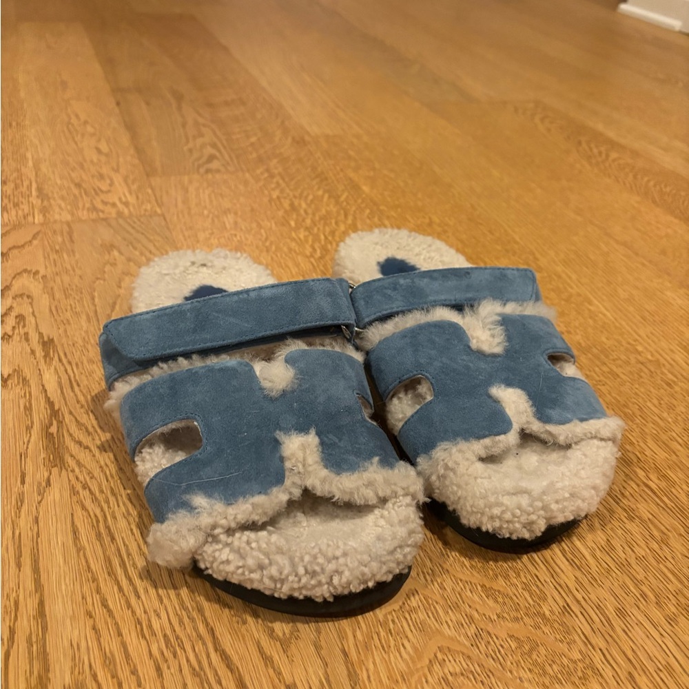 Blue and Cream Fuzzy Slides Size 38